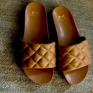 Marc fisher sandals nude size 7